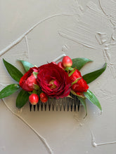 Load image into Gallery viewer, Floral Hair Comb