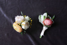 Load image into Gallery viewer, Spring Fling: Boutonniere