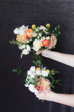 Load image into Gallery viewer, Mellow Yellow: Posey Bouquet