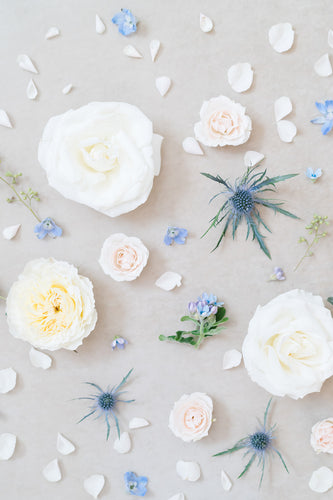 Something Blue: Styling Blooms / Cake Florals