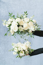 Load image into Gallery viewer, White Garden: Bridesmaid Bouquet